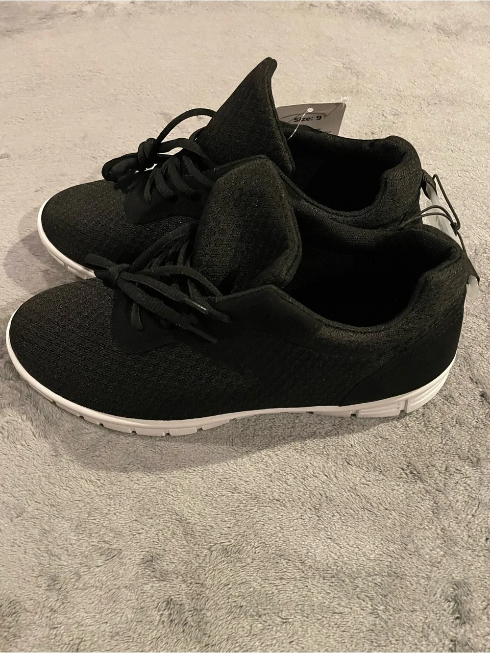 Bobbie Brooks Fabric Tennis Shoes Women’s Size 9 Black